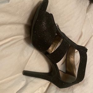 Black, mods spana heels, size 7, never worn